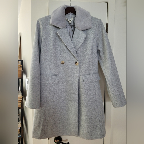 onze montreal Jackets & Blazers - Gray Double-Breasted Women's Coat Annick Xl